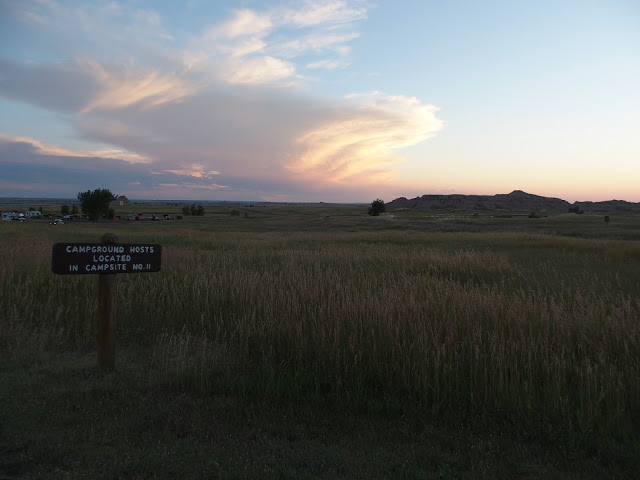badlands-national-park-prairie