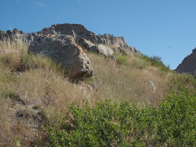 badlands-national-park-walk