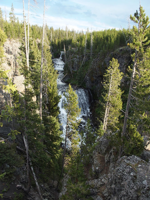 p7021267