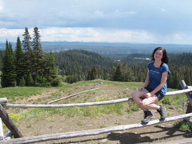 yellowstone_national_park_lookout